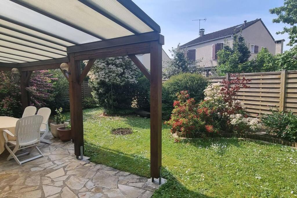 Un Havre De Paix Villa Villepinte  Exterior photo