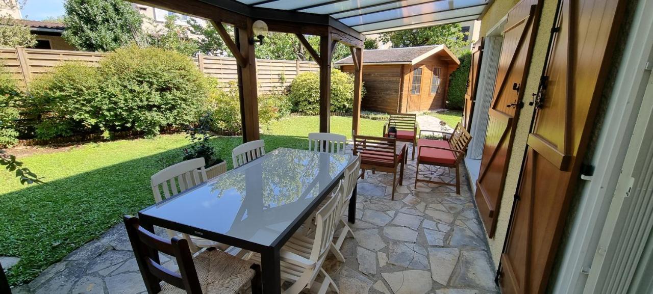 Un Havre De Paix Villa Villepinte  Exterior photo